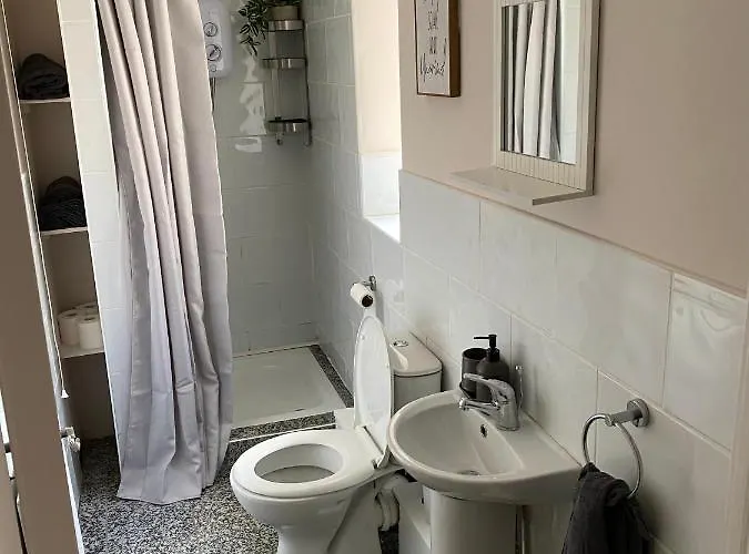 City Centre House Close To 3 Arena Nyaraló